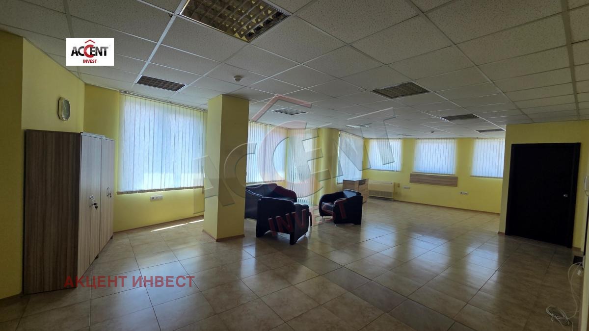 Дава под наем ОФИС, гр. Варна, ЖП Гара, снимка 7 - Офиси - 54786968