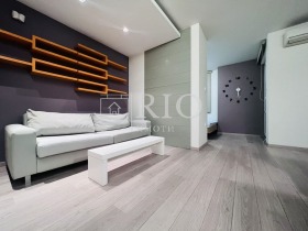 Studio Juzjen, Plovdiv