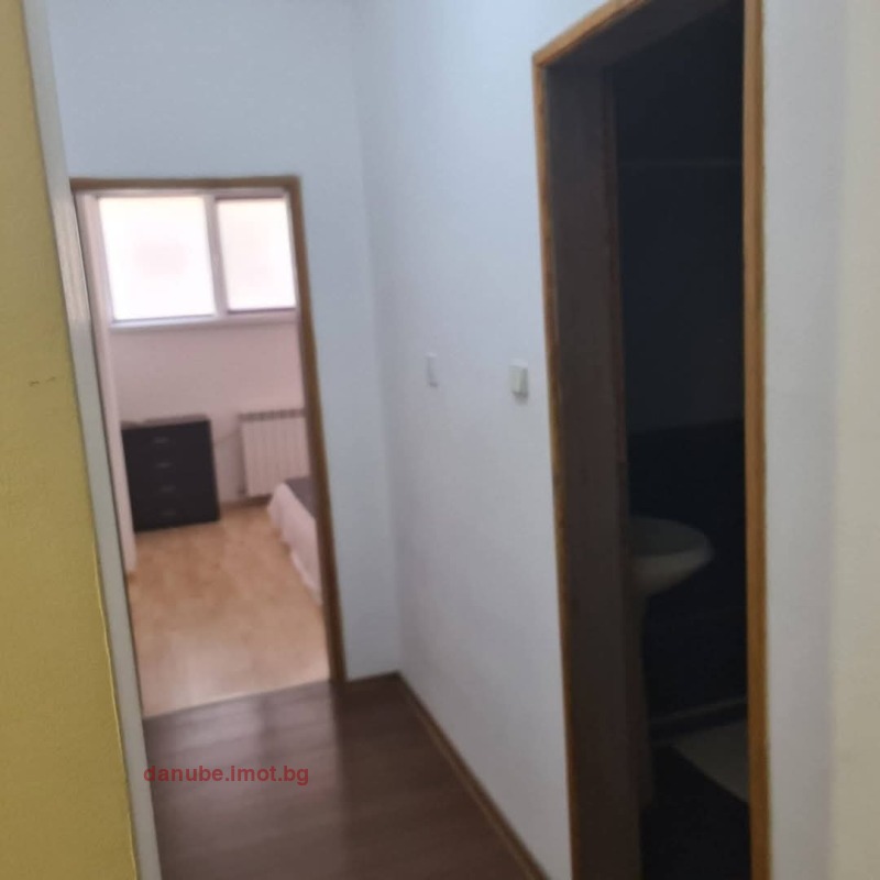 Do wynajęcia  1 sypialnia Ruse , Centar , 80 mkw | 34999178 - obraz [5]