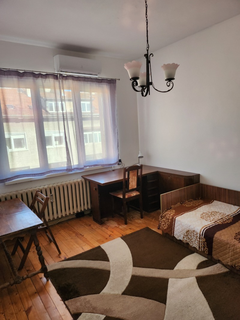 Te huur  2 slaapkamers Sofia , Tsentar , 100 m² | 39785770 - afbeelding [2]