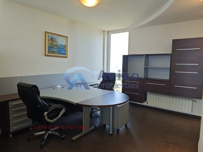 Te huur  Kantoor Sofia , Lozenets , 360 m² | 50655468 - afbeelding [12]