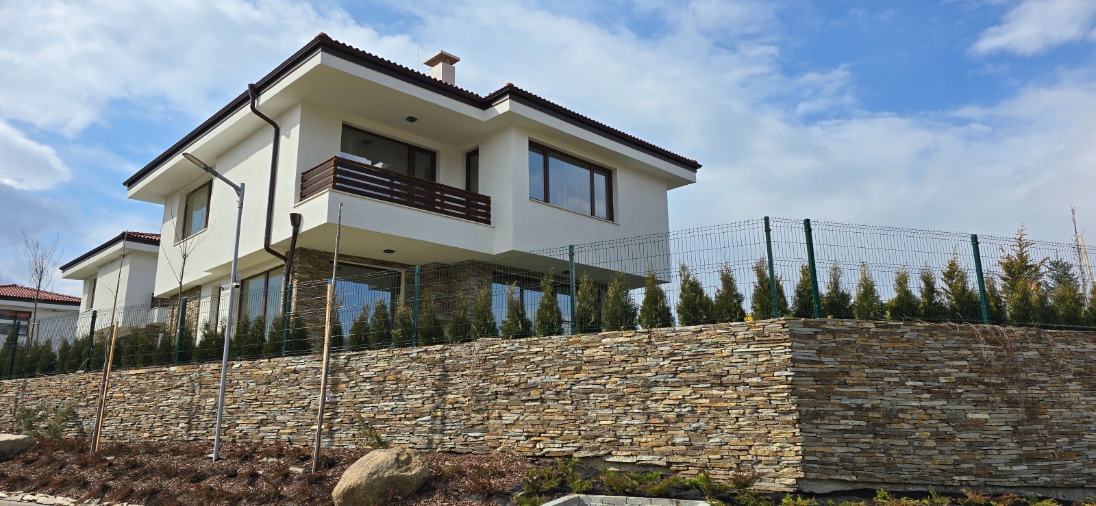 Дава под наем КЪЩА, гр. София, Бояна