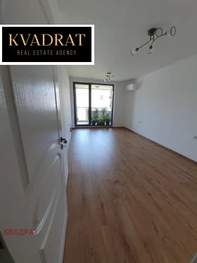 2 bedroom Operata, Varna 7