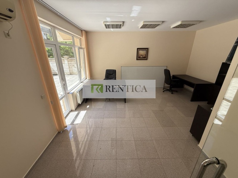 K pronájmu  Kancelář Varna , Ljatno kino Trakija , 90 m2 | 49247012 - obraz [8]