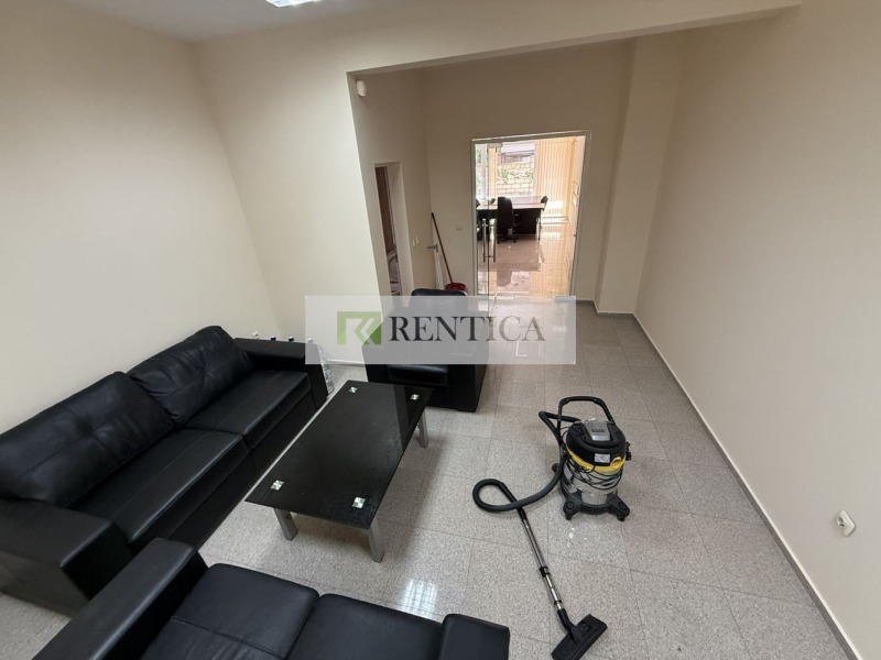 K pronájmu  Kancelář Varna , Ljatno kino Trakija , 90 m2 | 49247012 - obraz [5]