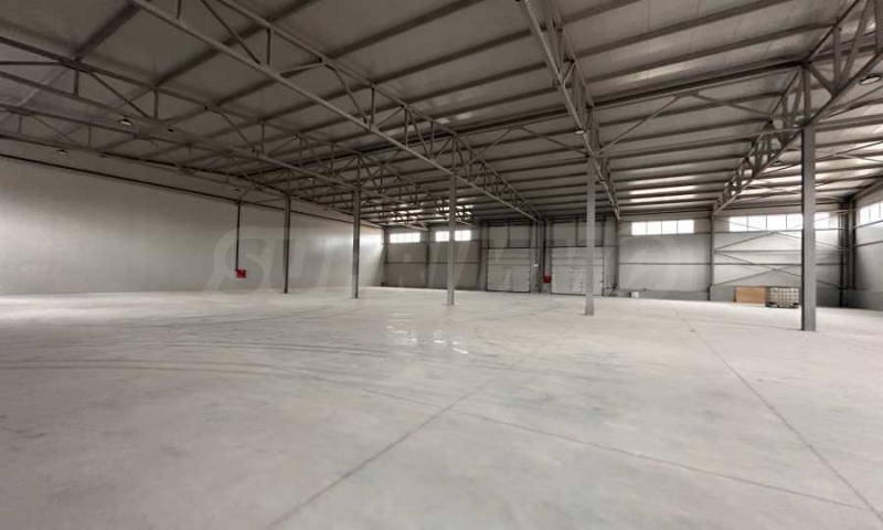Do wynajęcia  Składowanie Warna , Topoli , 315 mkw | 55282518 - obraz [3]