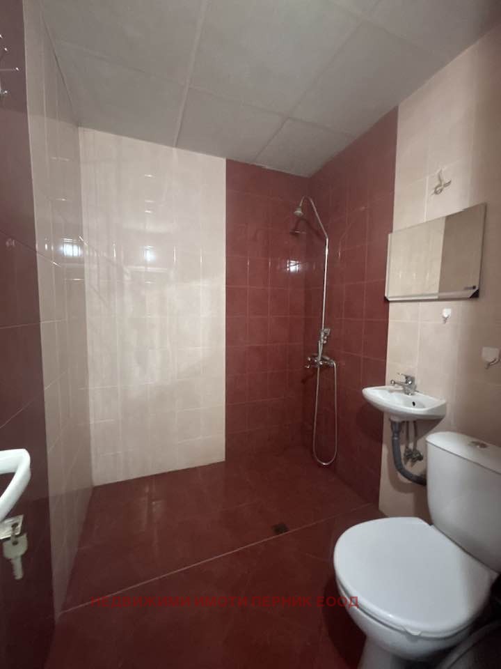 De inchiriat  1 dormitor Pernic , Țentâr , 50 mp | 79080498 - imagine [4]