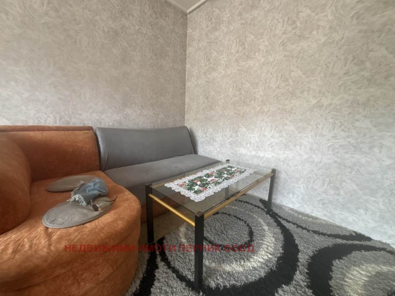 De inchiriat  1 dormitor Pernic , Țentâr , 50 mp | 79080498 - imagine [5]