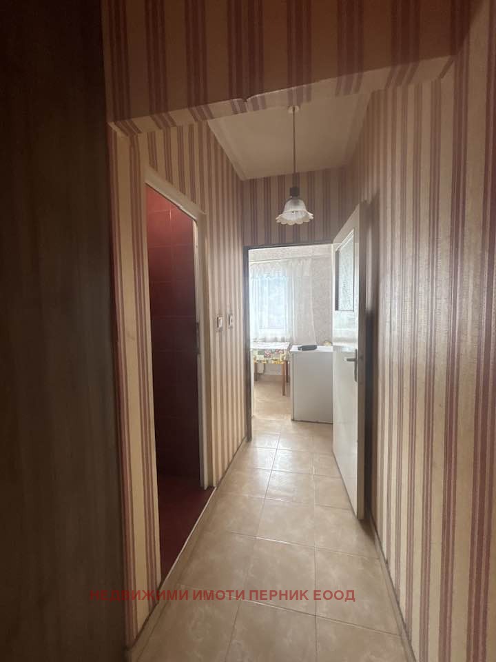 De inchiriat  1 dormitor Pernic , Țentâr , 50 mp | 79080498 - imagine [3]