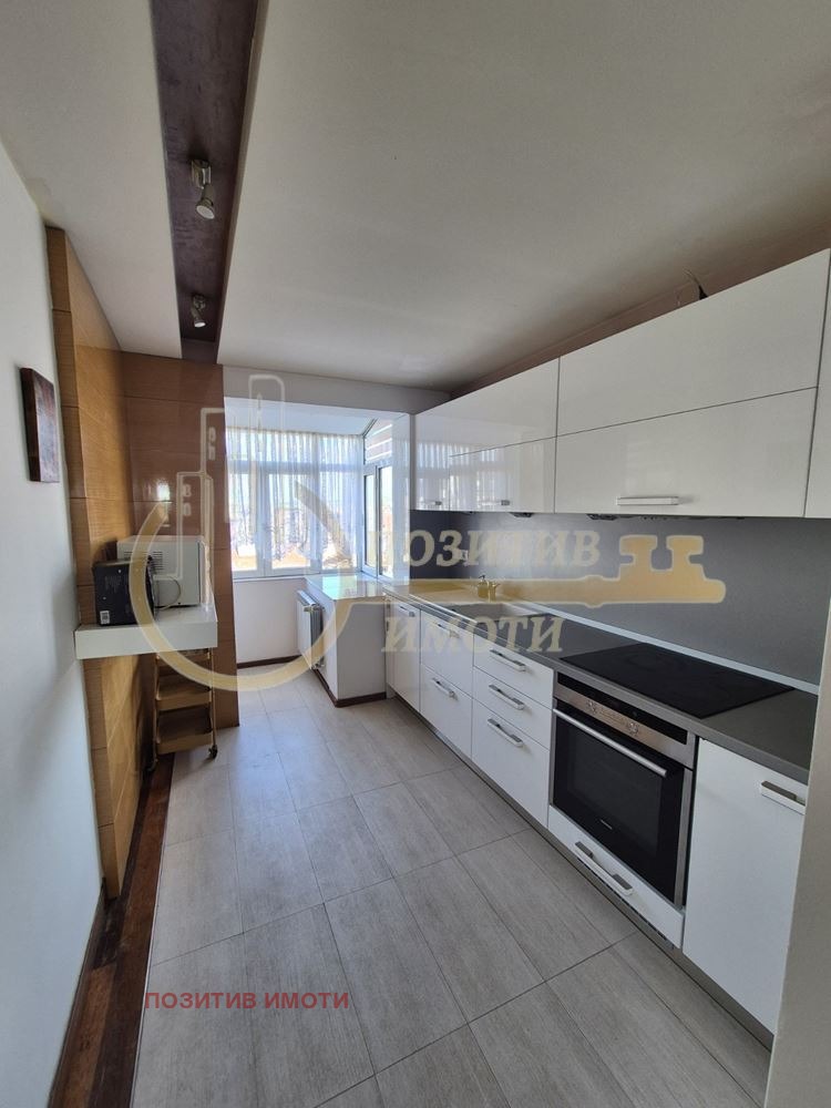 Дава под наем 3-СТАЕН, гр. София, Център, снимка 4 - Апартаменти - 54353979