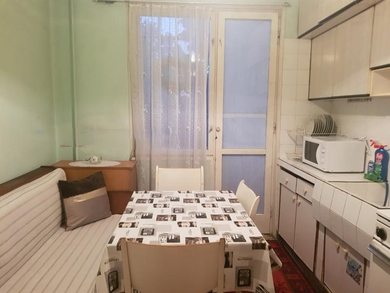 Дава под наем 4-СТАЕН, гр. Пловдив, Кючук Париж, снимка 4 - Апартаменти - 53775578