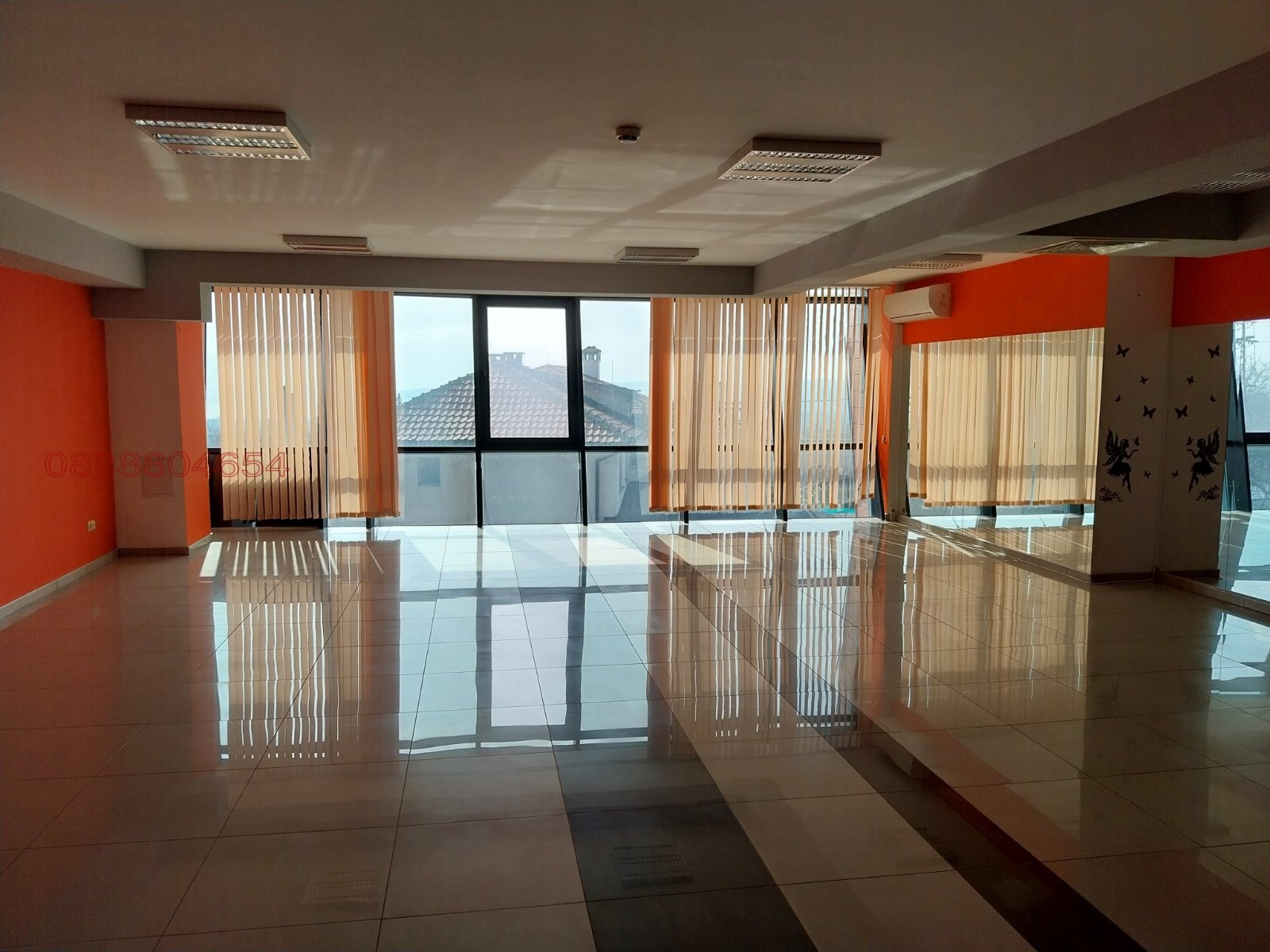 Дава под наем ОФИС, гр. Варна, м-т Пчелина, снимка 2 - Офиси - 53733722