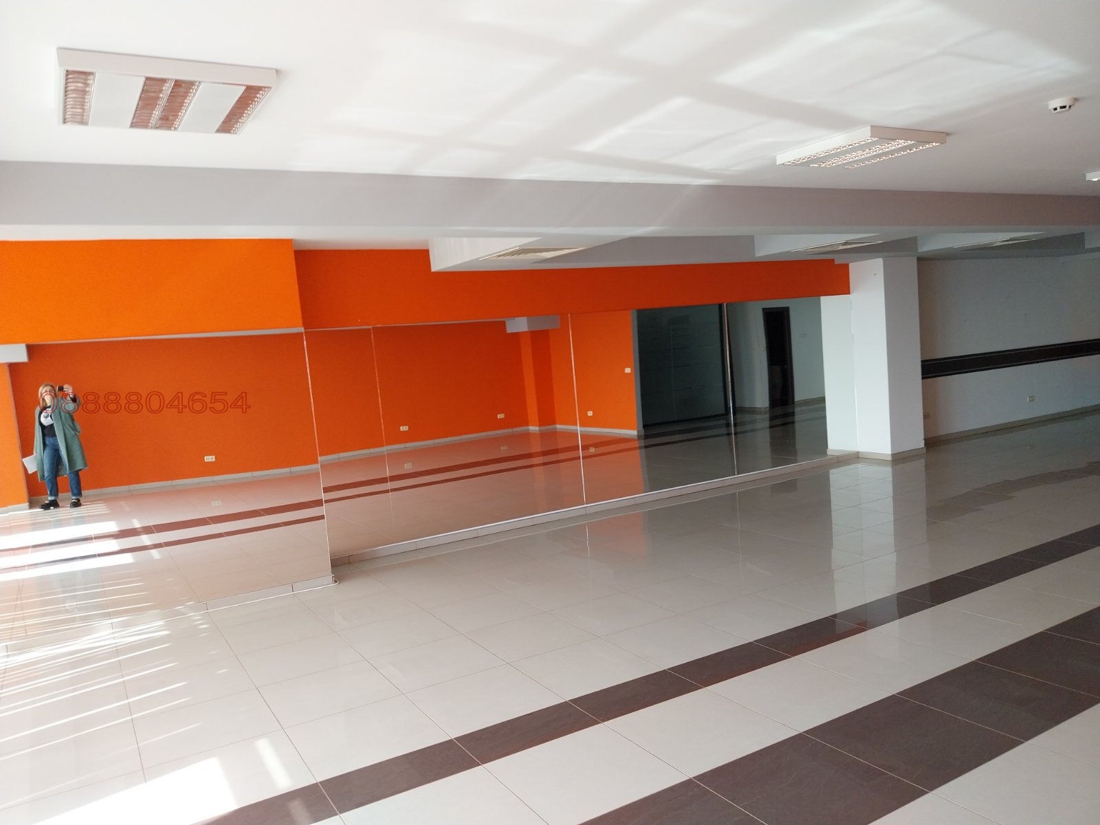 Дава под наем ОФИС, гр. Варна, м-т Пчелина, снимка 6 - Офиси - 53733722