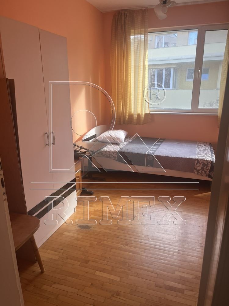 Дава под наем МНОГОСТАЕН, гр. Пловдив, Център, снимка 10 - Апартаменти - 53033871