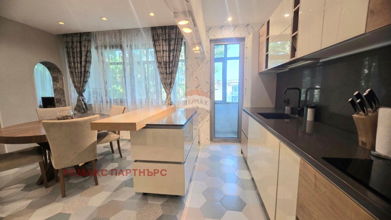Дава под наем  3-стаен град Варна , ВИНС-Червен площад , 122 кв.м | 41085540 - изображение [5]