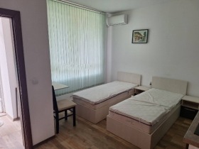 Loft k.k. Slansjev brjag, region Burgas 2