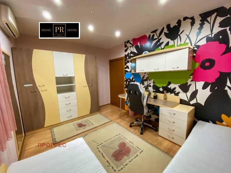 Дава под наем 4-СТАЕН, гр. Пловдив, Христо Смирненски, снимка 4 - Апартаменти - 52480767