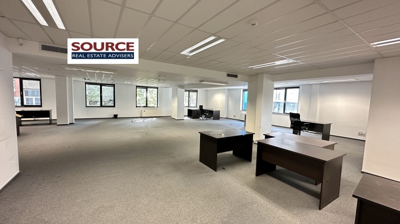 A louer  Bureau Sofia , Tsentar , 618 m² | 91635166