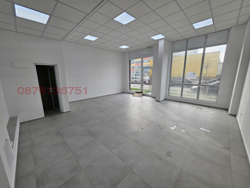 Te huur  Winkel Sofia , Nadezjda 1 , 60 m² | 19759657 - afbeelding [5]