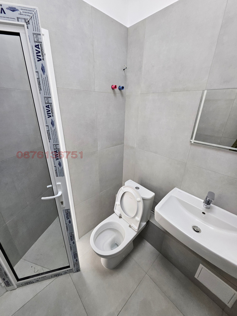 Te huur  Winkel Sofia , Nadezjda 1 , 60 m² | 19759657 - afbeelding [2]