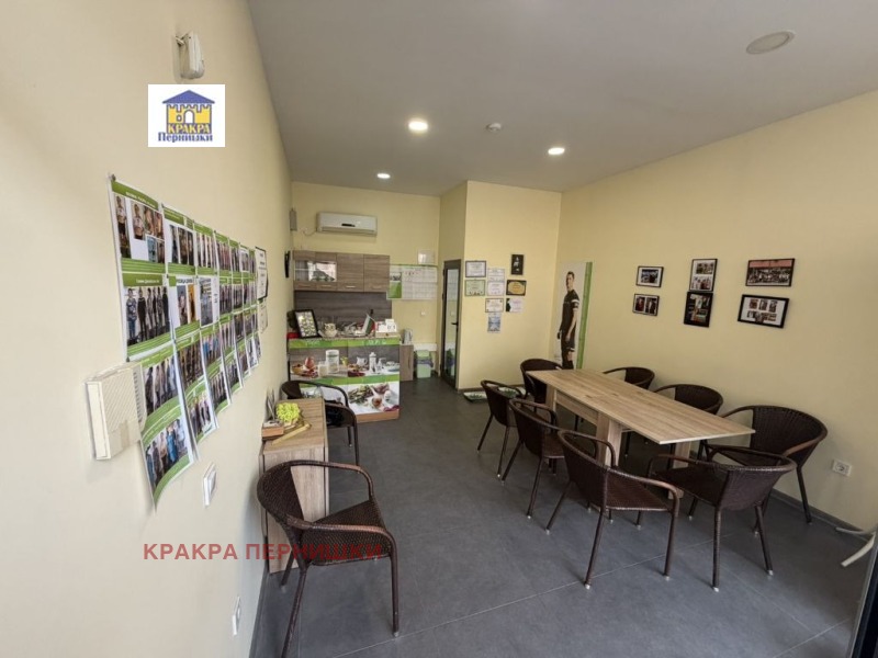 Дава под наем МАГАЗИН, гр. Перник, Център, снимка 3 - Магазини - 52642659