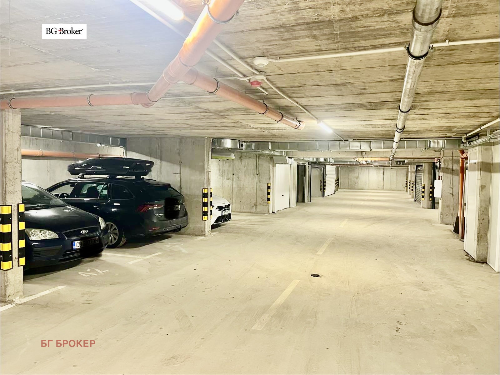 Дава под наем ГАРАЖ, ПАРКОМЯСТО, гр. София, Малинова долина, снимка 2 - Гаражи и паркоместа - 53731873