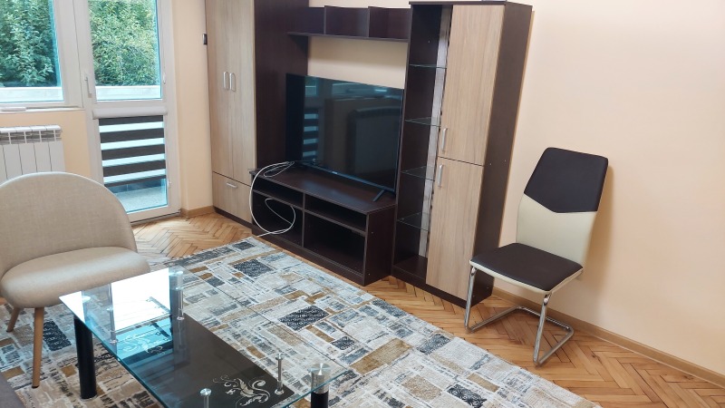 Дава под наем 2-СТАЕН, гр. Плевен, Идеален център, снимка 4 - Апартаменти - 53026531