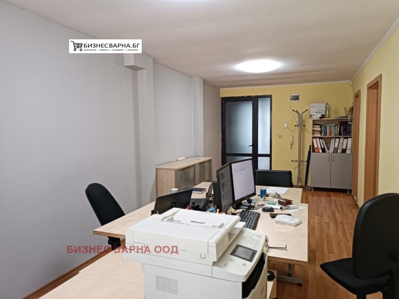 Дава под наем ОФИС, гр. Варна, Левски 1, снимка 4 - Офиси - 56018957