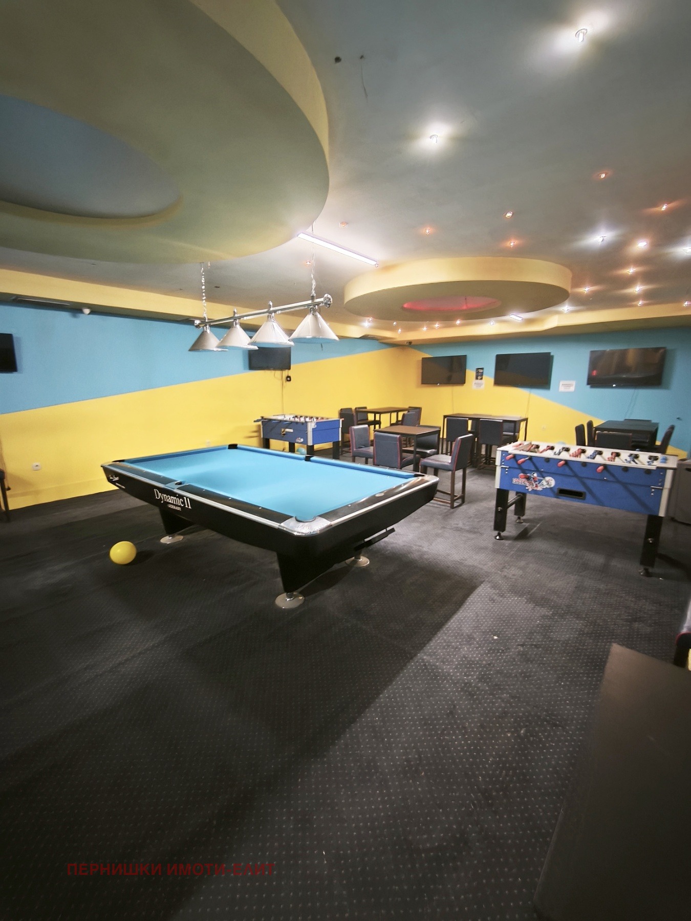 Дава под наем ЗАВЕДЕНИЕ, гр. Перник, Център, снимка 3 - Заведения - 54353085