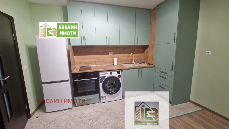 Дава под наем 2-СТАЕН, гр. Русе, Широк център