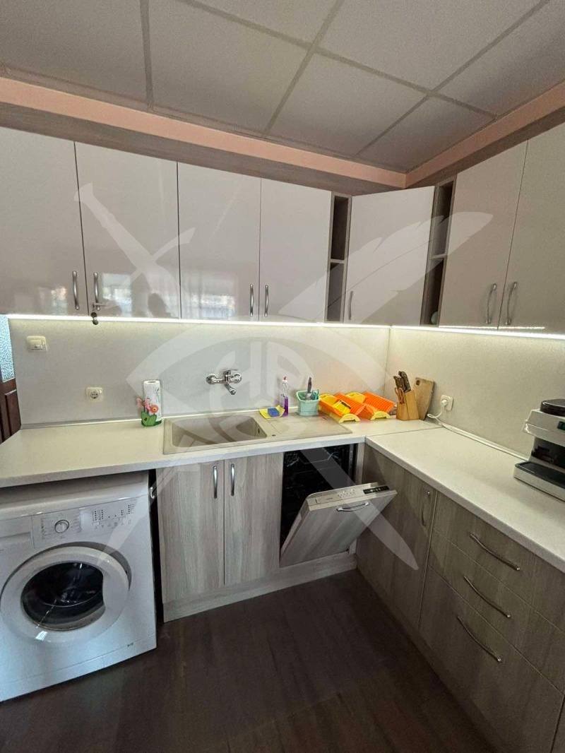 Дава под нем  3-стаен, град Варна, Аспарухово •  550 EUR • ID 56712767 — holmes.bg - [1] 