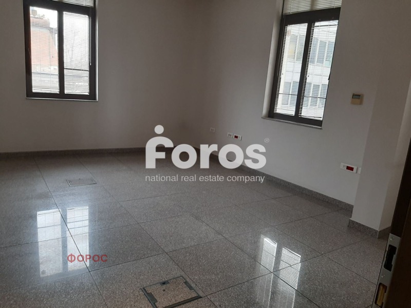 Дава под наем ОФИС, гр. Бургас, Център, снимка 5 - Офиси - 53381451