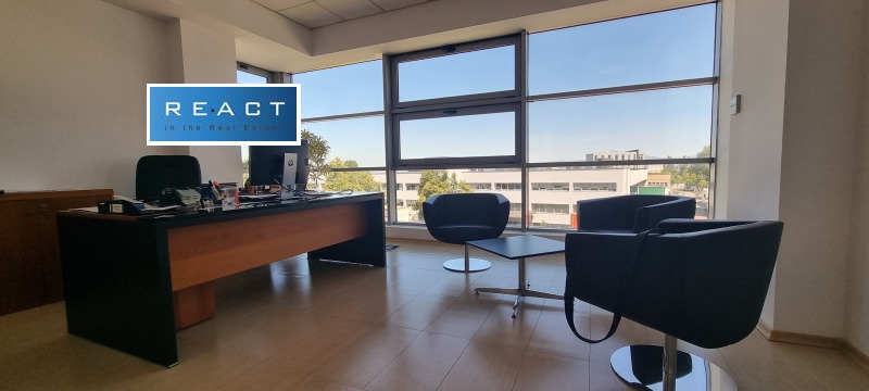 Дава под Наем ОФИС в град София, Дружба 1 - 680 кв.м / 6 120 € » 11 969.68 лв., РЕАКТ