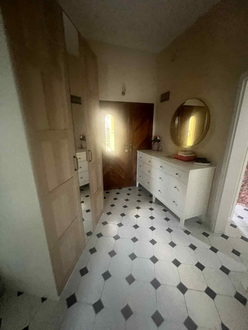 Kiadó  Ház Sofia , Bankja , 400 négyzetméter | 80114091 - kép [16]