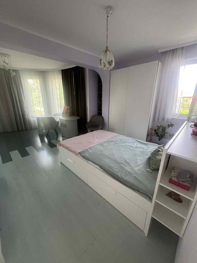 Kiadó  Ház Sofia , Bankja , 400 négyzetméter | 80114091 - kép [7]