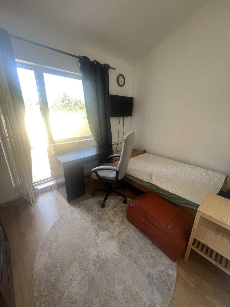 Kiadó  Ház Sofia , Bankja , 400 négyzetméter | 80114091 - kép [14]