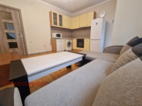 2 Schlafzimmer Zona B-5-3, Sofia 1