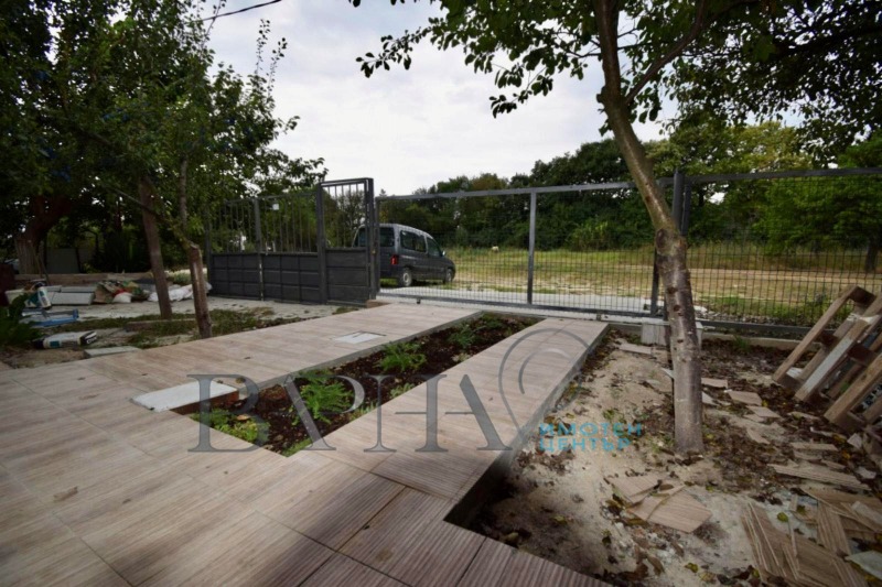 Дава под наем КЪЩА, гр. Варна, Изгрев, снимка 8 - Къщи - 52614795