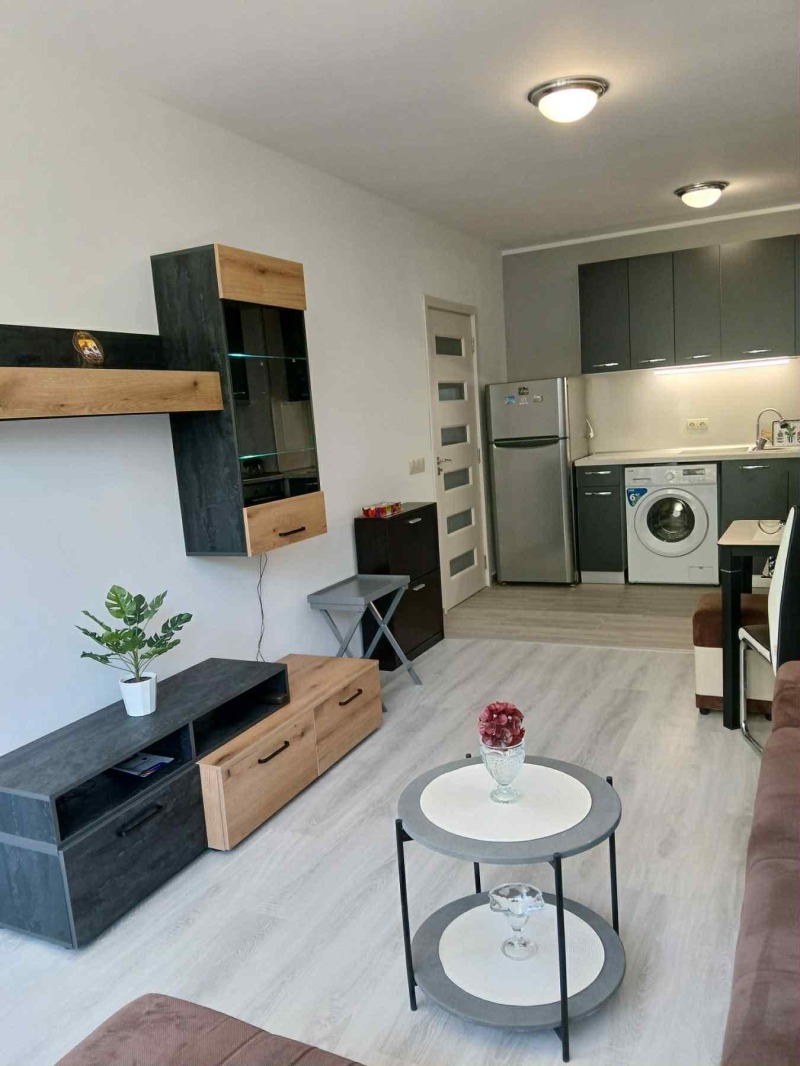 För uthyrning  1 sovrum Sofia , Vrabnica 1 , 65 kvm | 85073341 - bild [3]