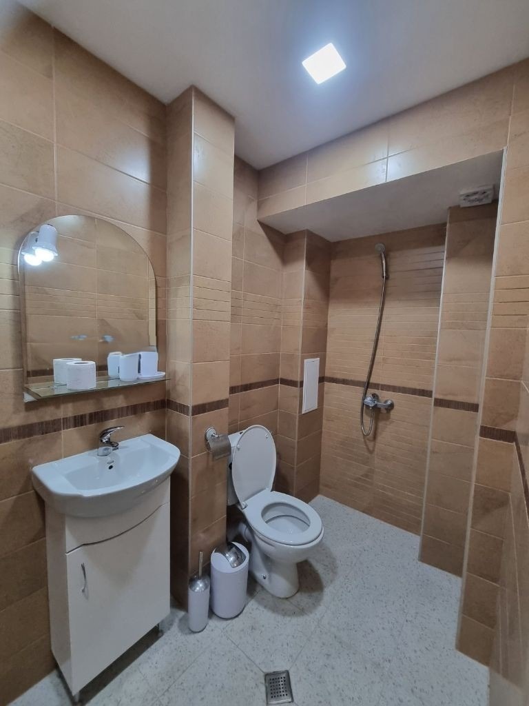 Издаје се  1 спаваћа соба Пловдив , Центар , 70 м2 | 14427879 - слика [5]