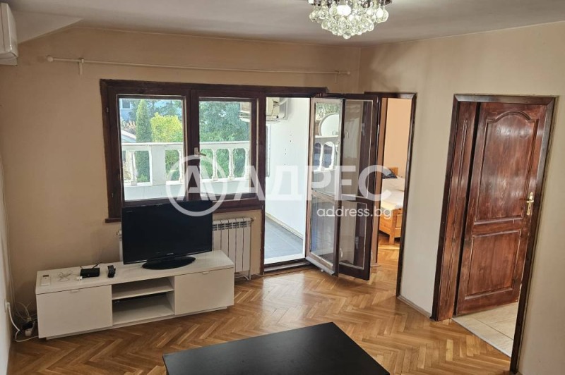 Издаје се  1 спаваћа соба Софија , Манастирски ливади , 65 м2 | 87928134 - слика [3]