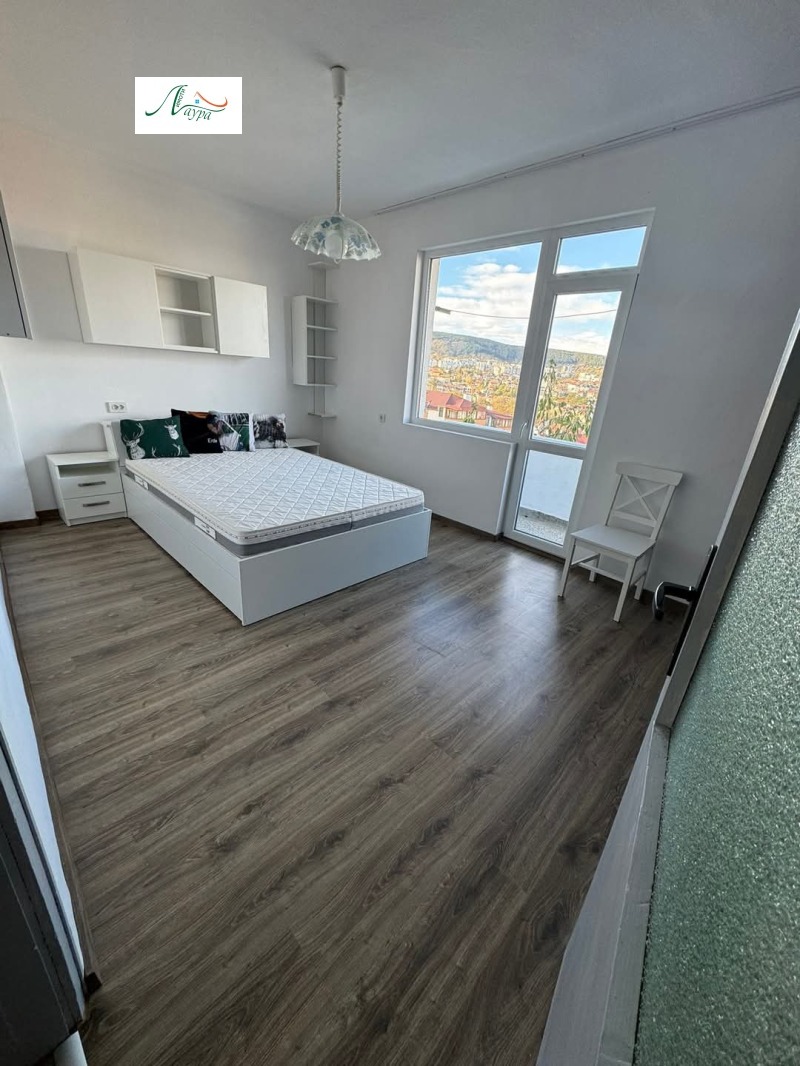 Vuokrattavana  2 makuuhuonetta Šumen , Tsentar , 85 neliömetriä | 49642746