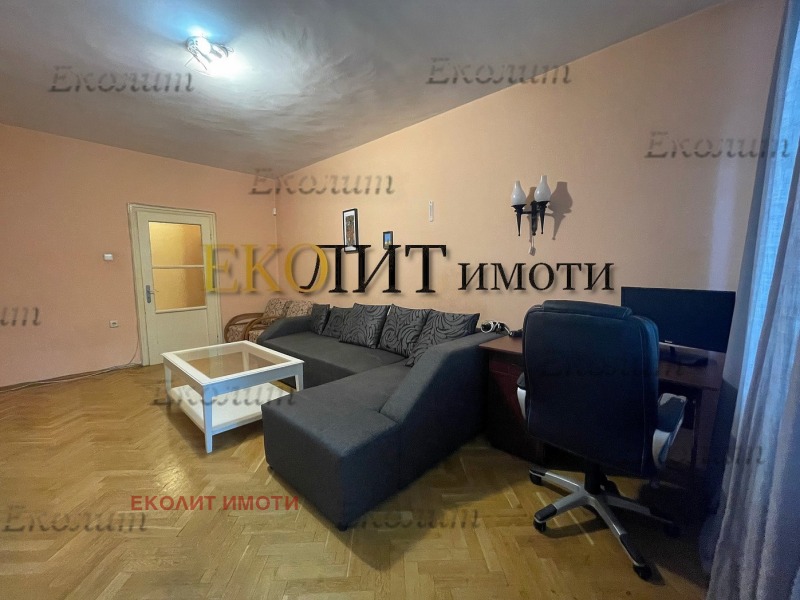 Дава под нем  3-стаен, град София, Редута •  650 EUR • ID 17777126 — holmes.bg - [1] 