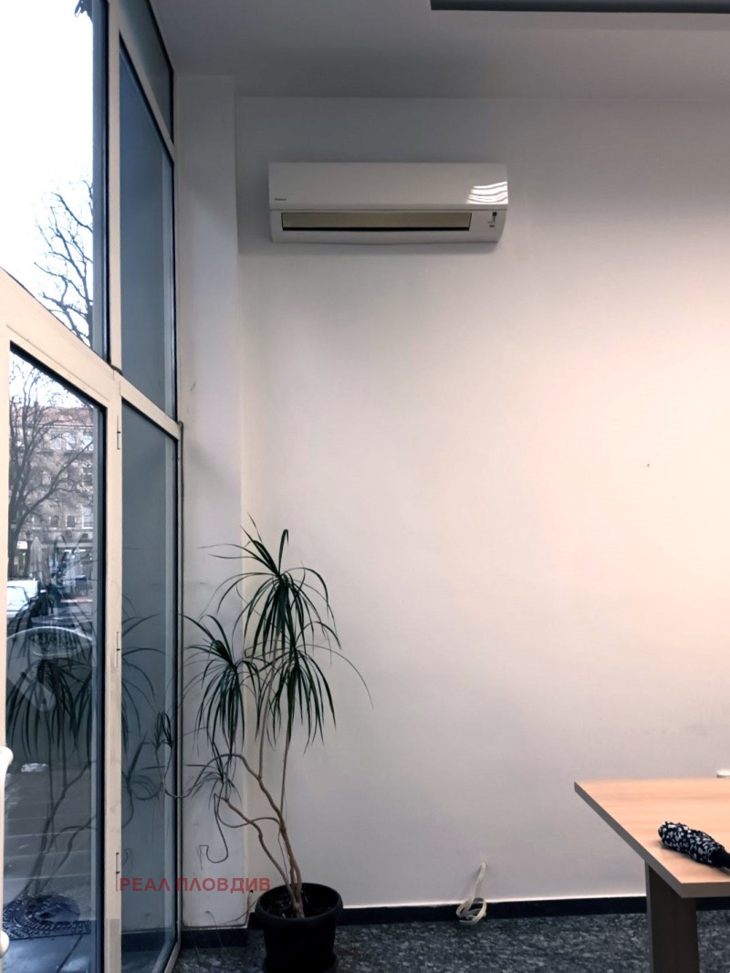 Da affittare  Negozio Plovdiv , Tsentar , 80 mq | 55730488 - Immagine [13]