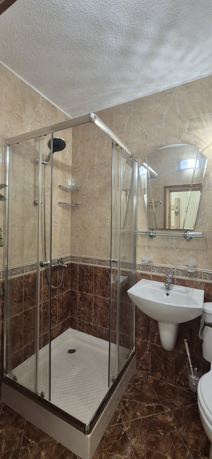 Дава под наем 2-СТАЕН, гр. София, Света Троица, снимка 7 - Апартаменти - 56253979
