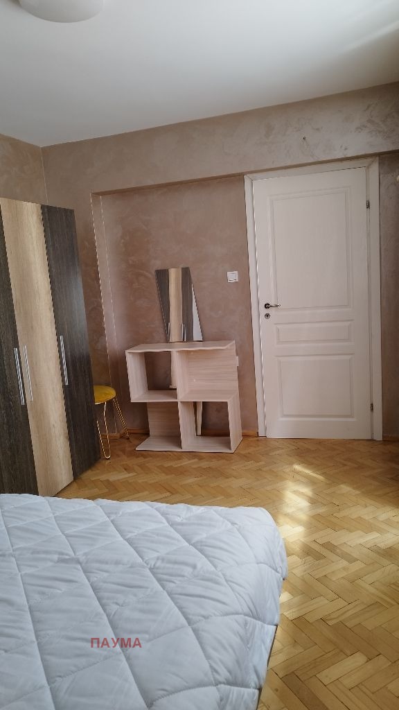 De inchiriat  1 dormitor Sofia , Țentâr , 64 mp | 58740537 - imagine [8]