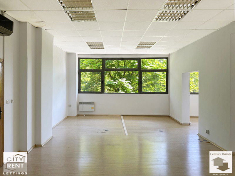 Da affittare  Ufficio Veliko Tarnovo , Tsentar , 230 mq | 22231042