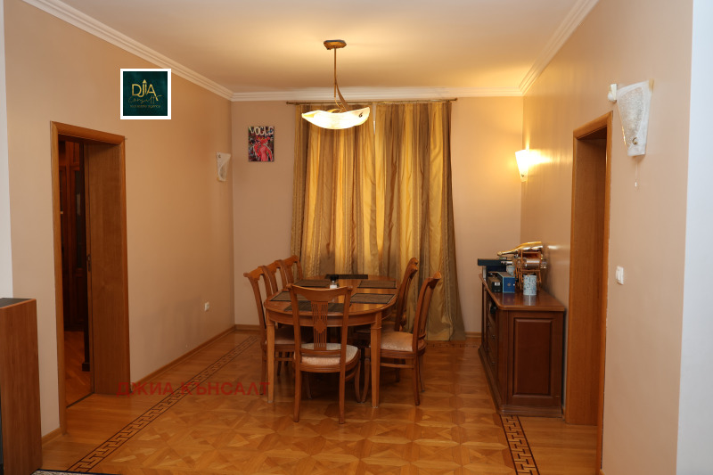 Te huur  3 slaapkamers Sofia , Manastirski livadi , 240 m² | 65833408 - afbeelding [6]