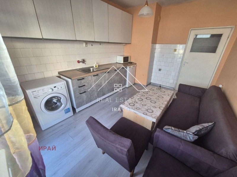 Kiadó  2 hálószobás Stara Zagora , Centar , 70 négyzetméter | 39105754