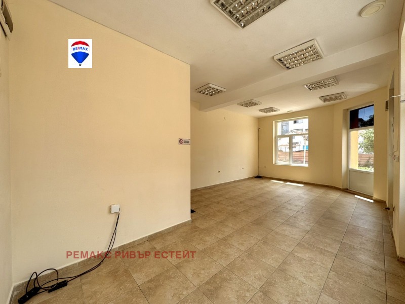 Дава под наем  Магазин град Русе , Централен кооп. пазар , 50 кв.м | 78372601 - изображение [6]